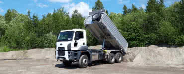 Skladové sklápěčky s atraktivní cenou