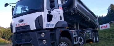 Nákladní Ford na Truck Trialu